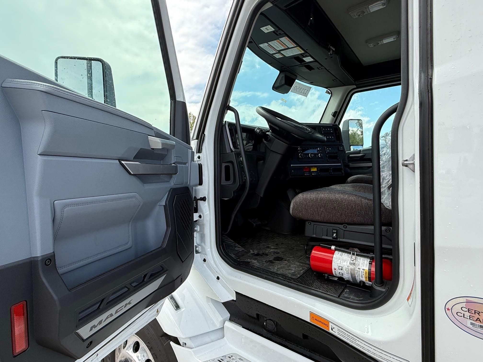 2026 MACK PIONEER 64T 121350 image 9