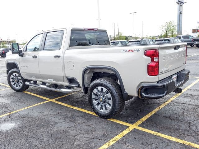 2026 Chevrolet Silverado 2500HD Custom image 7