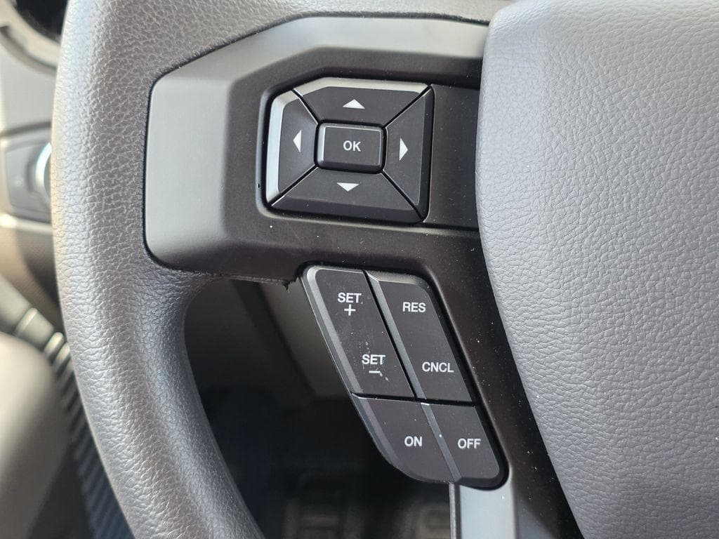 2027 Ford F-650SD Base image 26