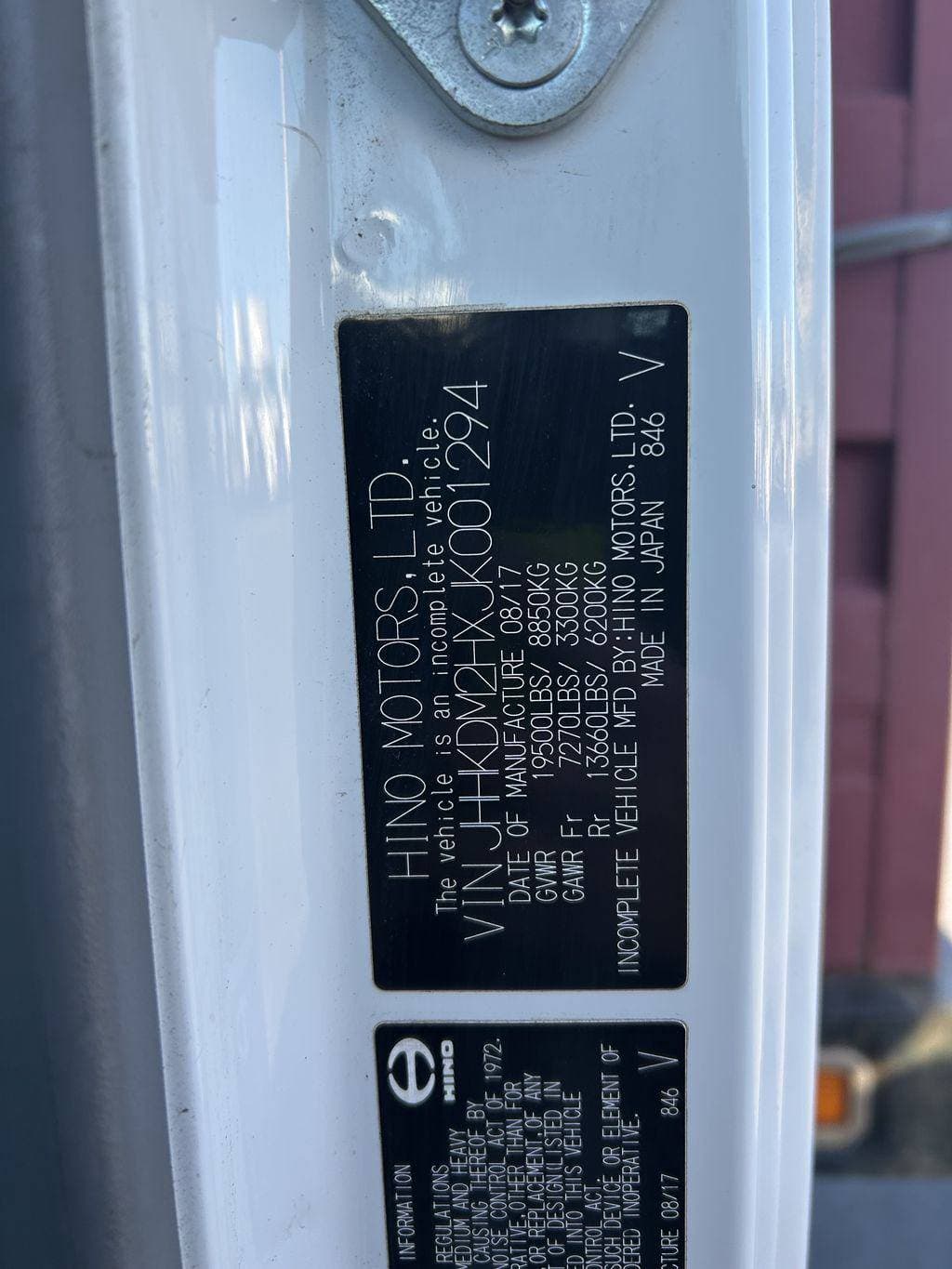 2018 Hino 195 image 10