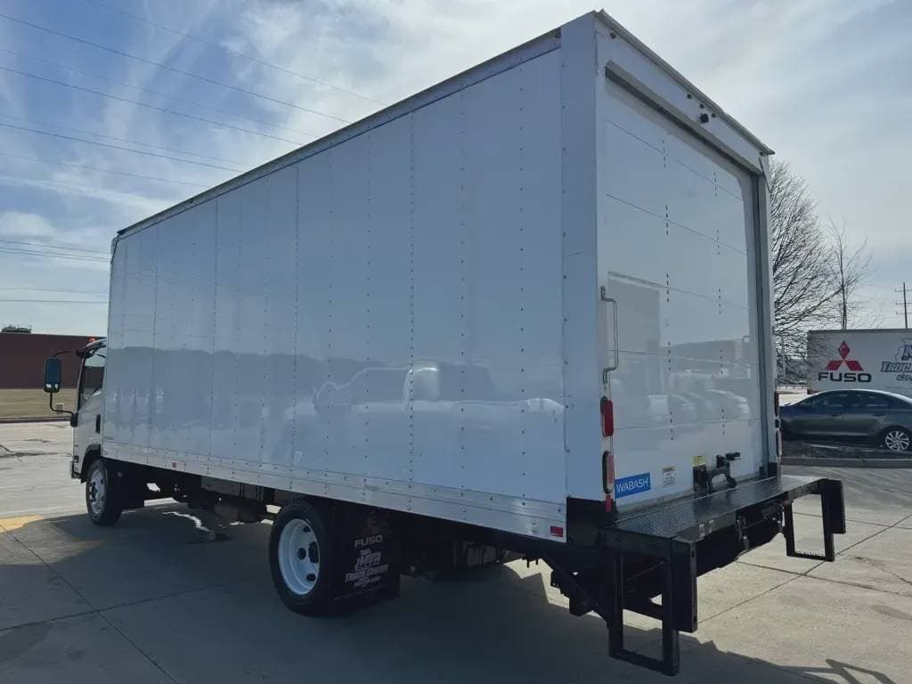 2022 Chevrolet 4500 image 3