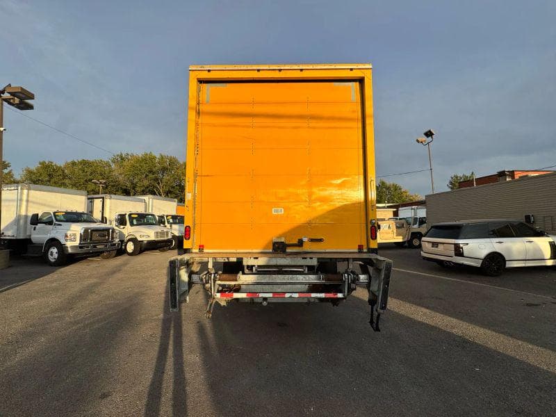 2020 International MV607 image 9