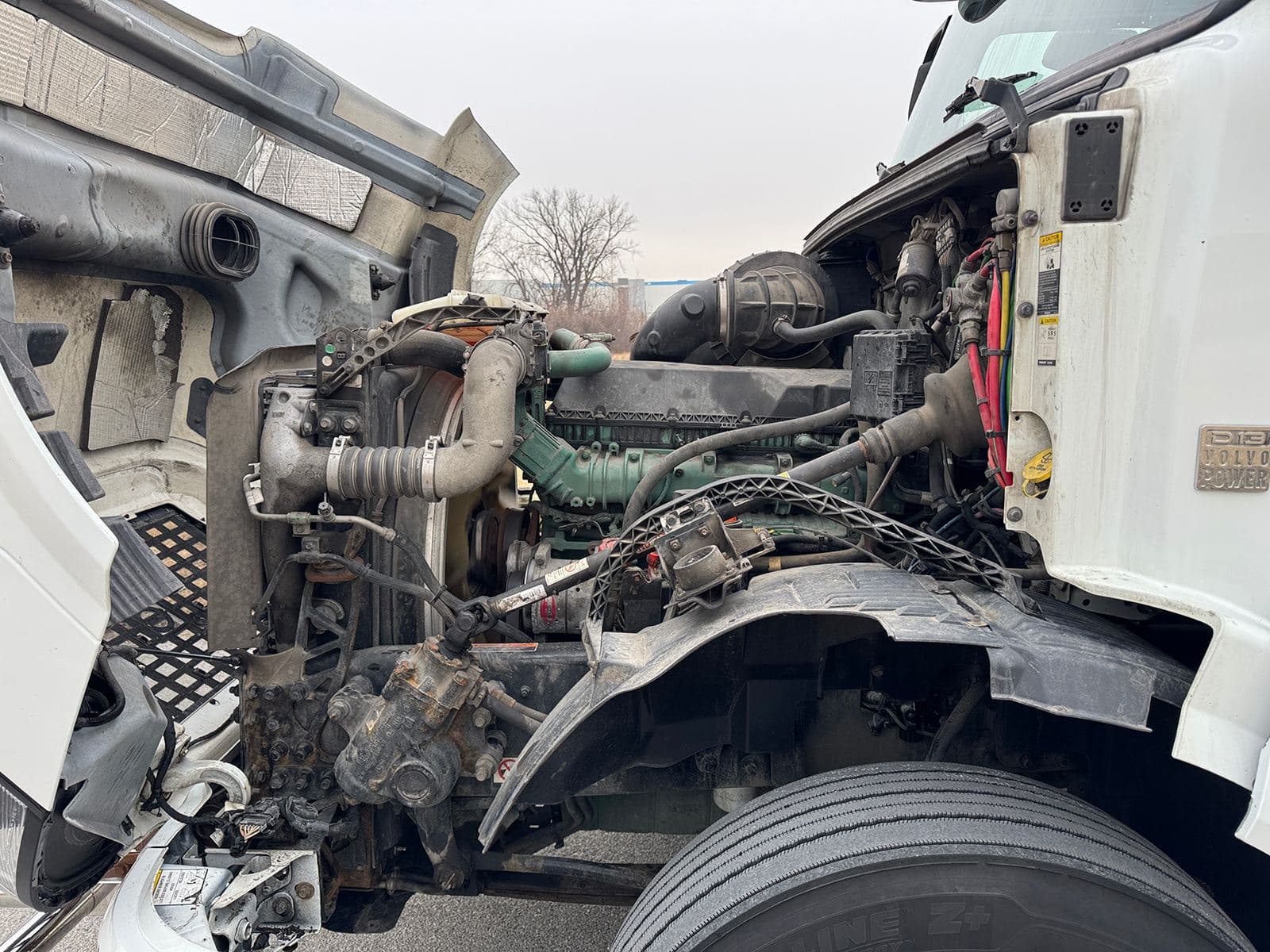 2018 Volvo VNL670 image 11