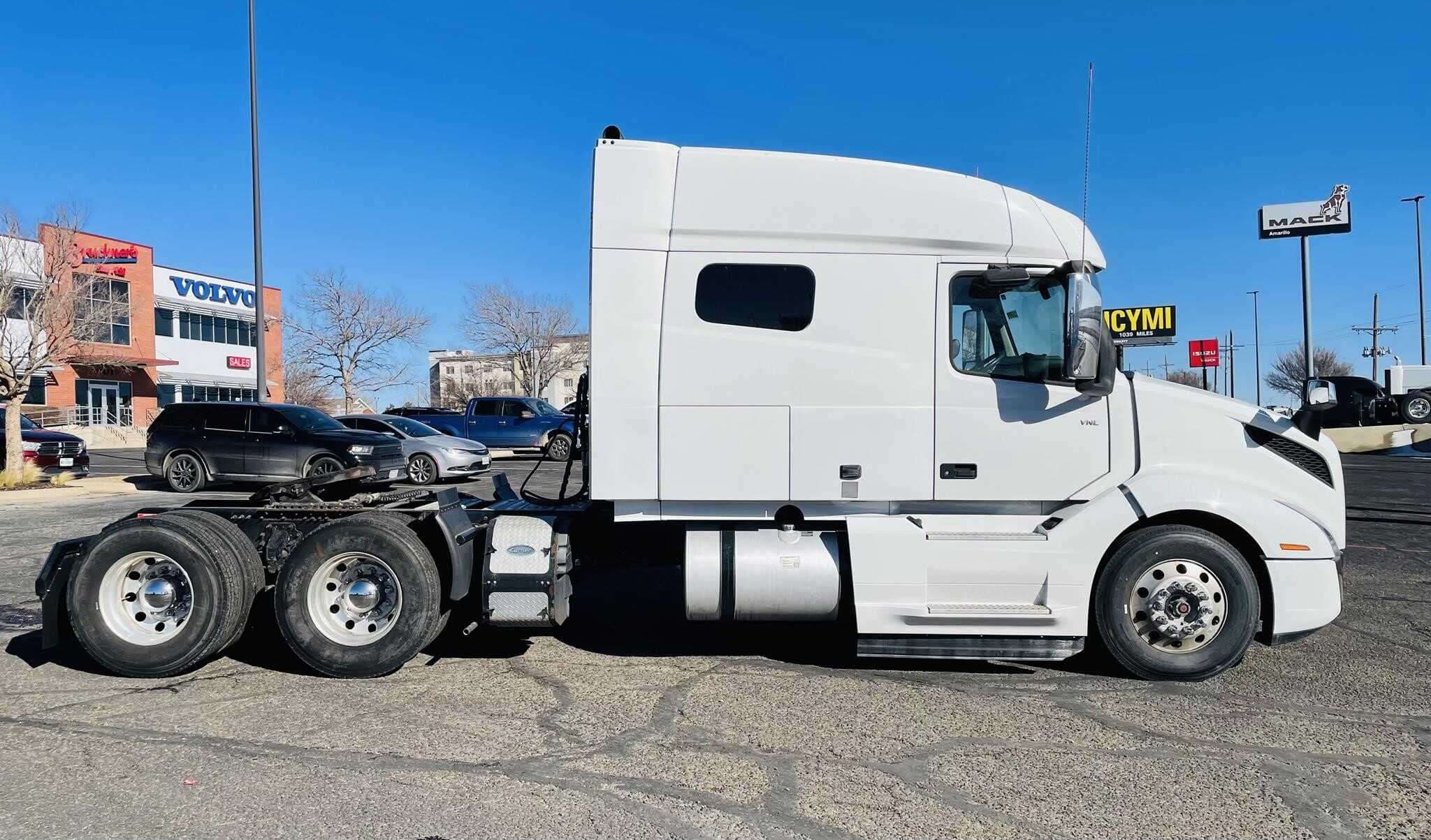 2020 Volvo VNL64T740 image 6