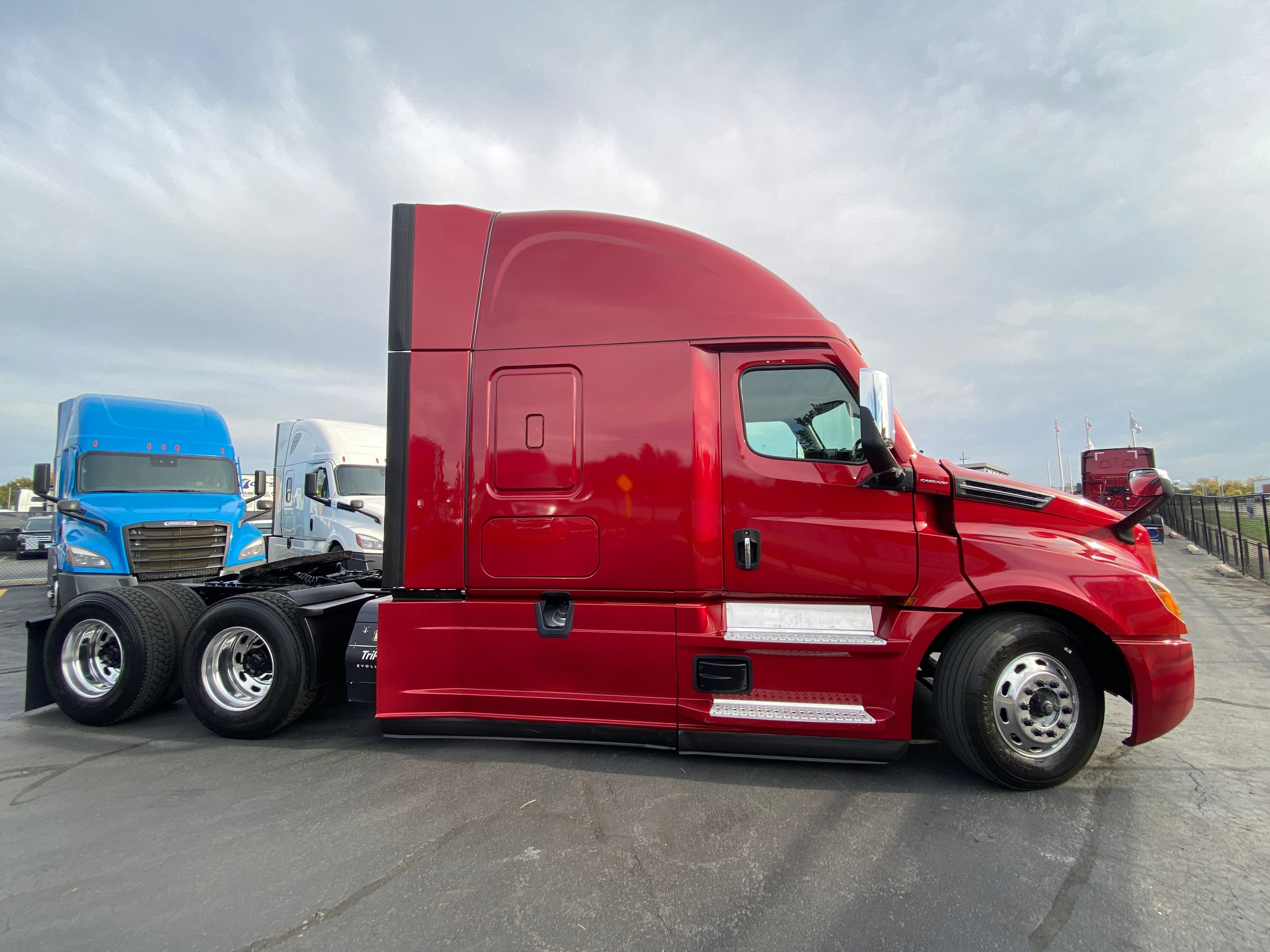 2021 Freightliner Cascadia image 3
