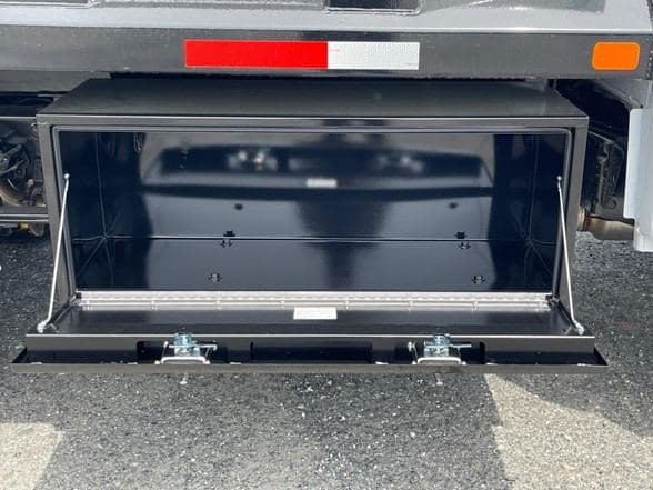 2024 Ford F550 image 20