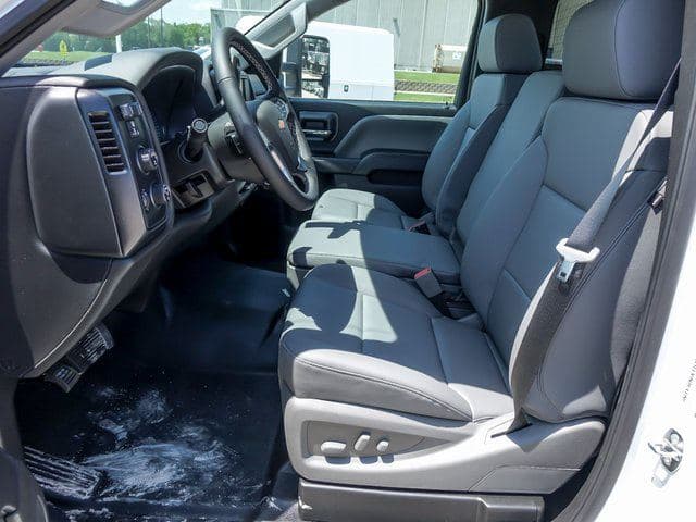 2024 Chevrolet Silverado 4500HD Work Truck image 9