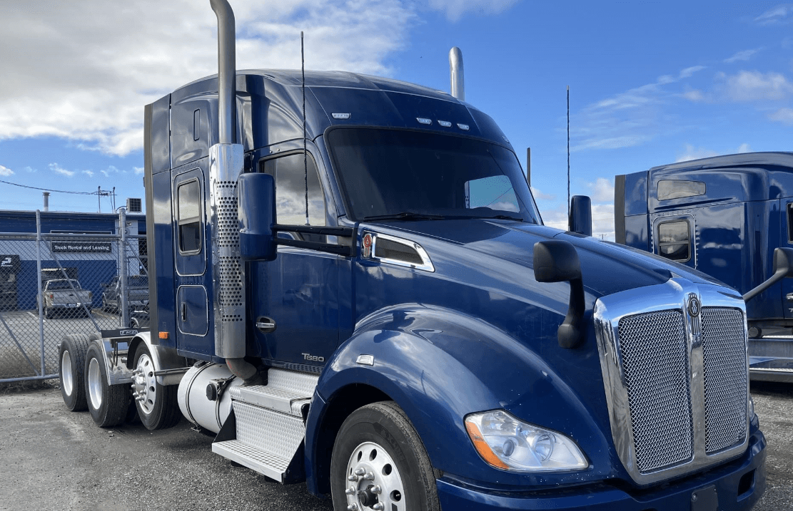 2020 Kenworth T680 image 1
