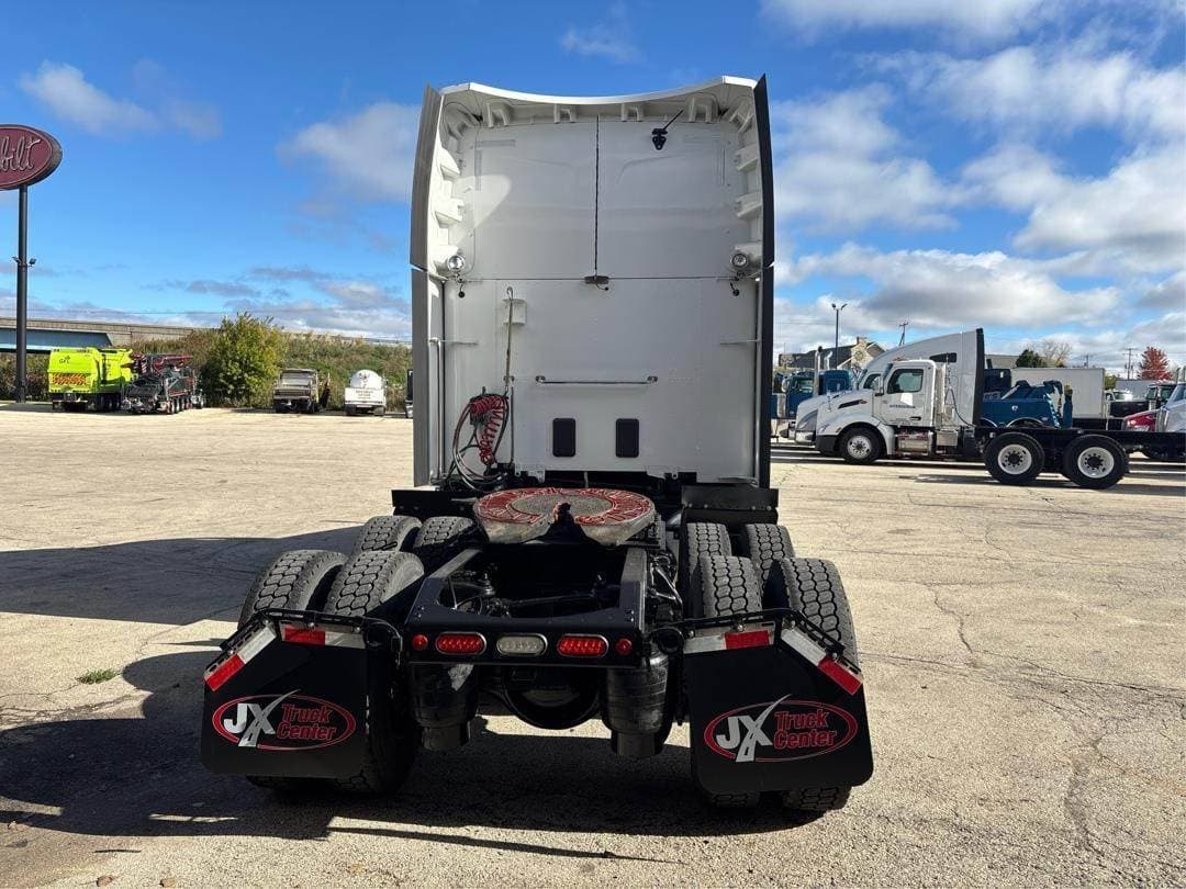 2021 Peterbilt 579 image 5