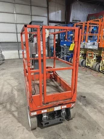 2017 SKYJACK SJ12 image 4