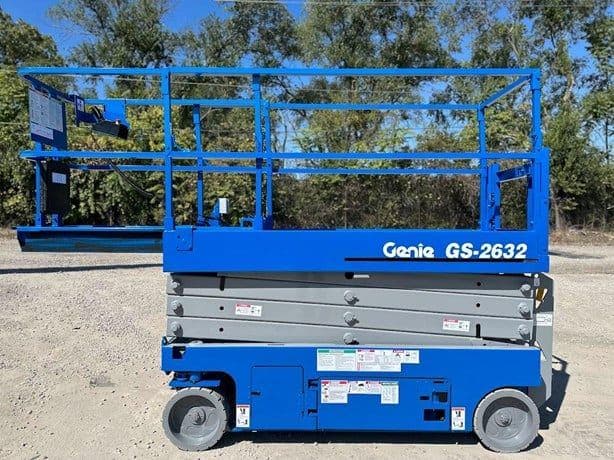 2015 GENIE GS-2632 image 1