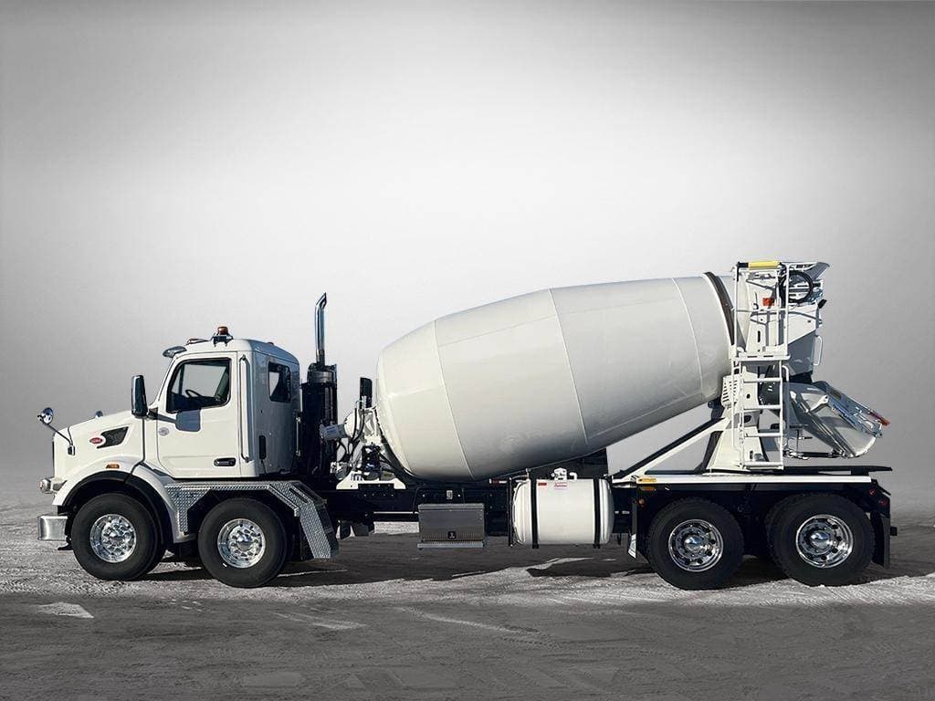 2024 Peterbilt 567 image 5