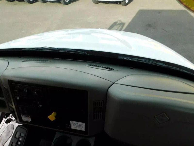 2018 International 4300 image 21