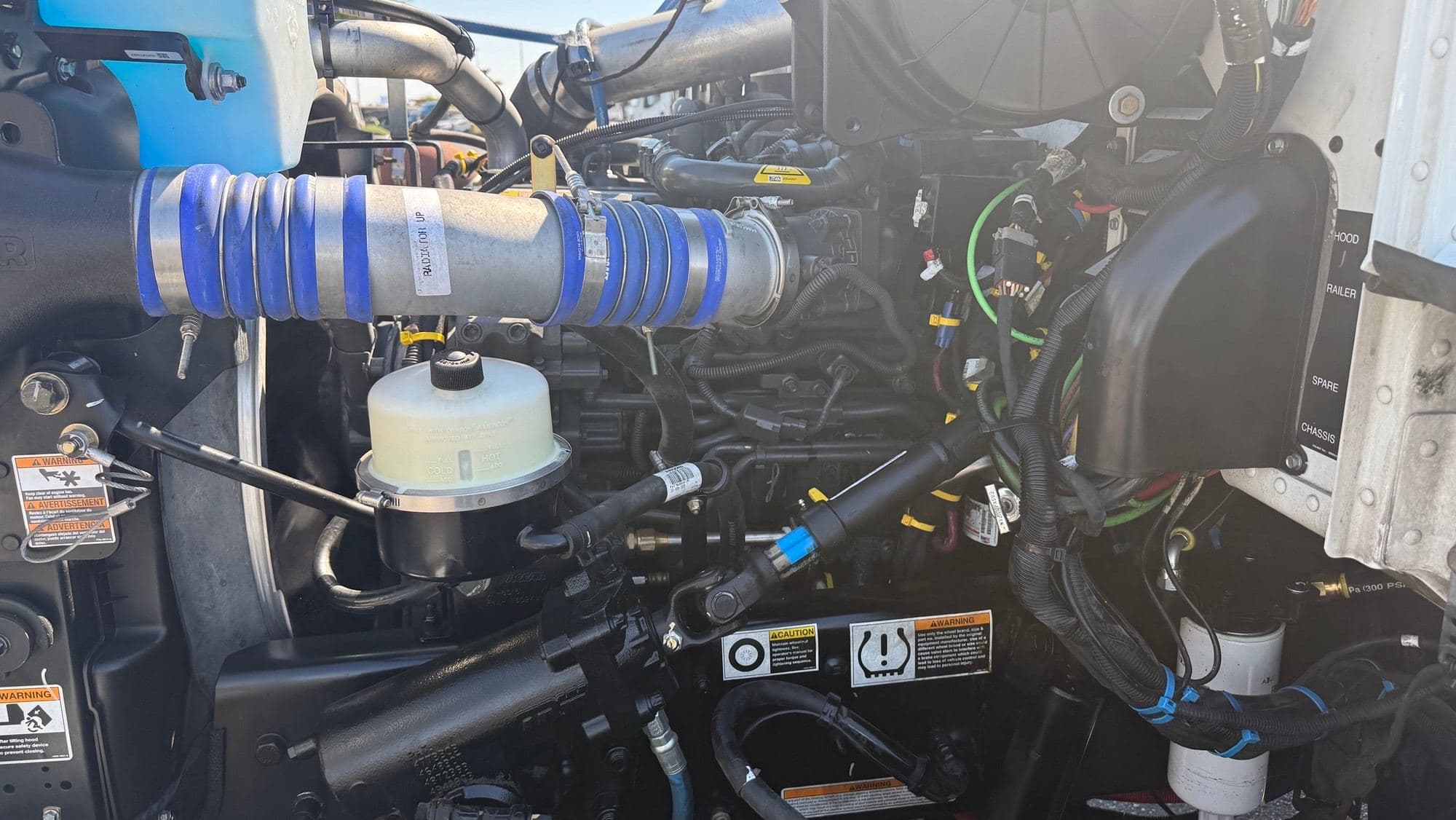 2019 Peterbilt 337 image 11