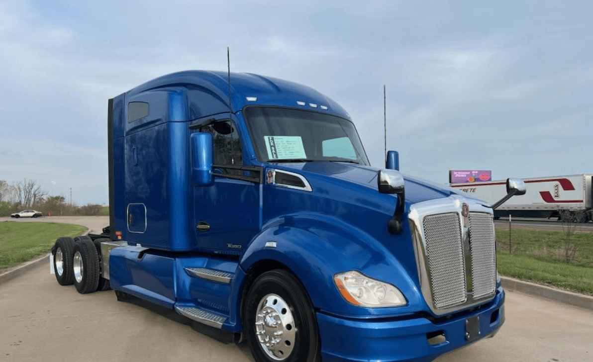 2020 Kenworth T680 image 1