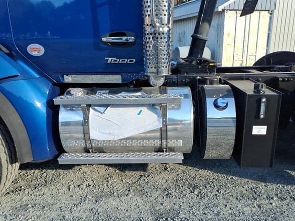 2026 Kenworth T880 image 8