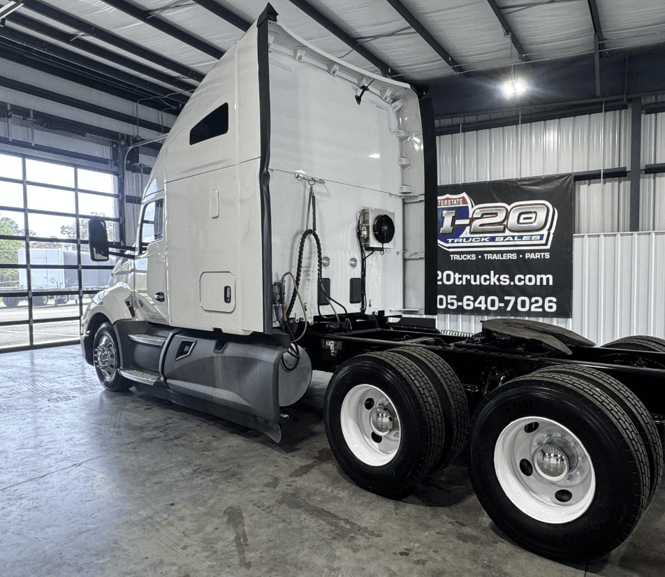 2020 Kenworth T680 image 3
