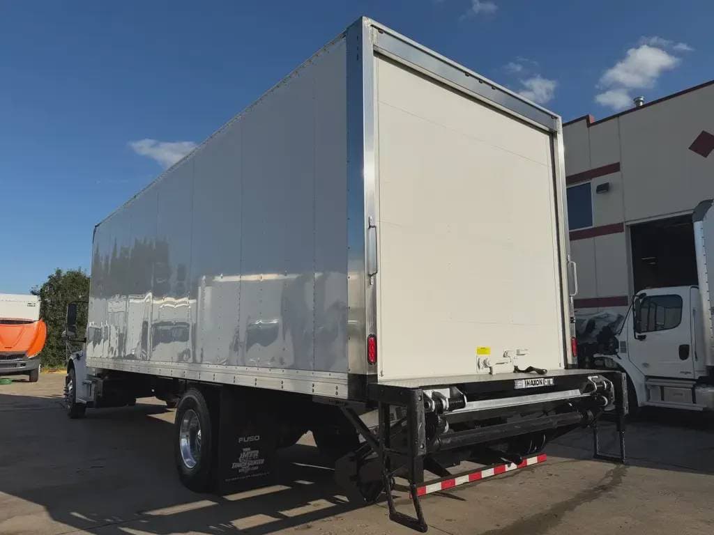 Used 2020 FREIGHTLINER Box Truck - Straight Truck, Moving Van, Expeditor-Hotshot - BUSINESS CLASS M2 106 For Sale image 4