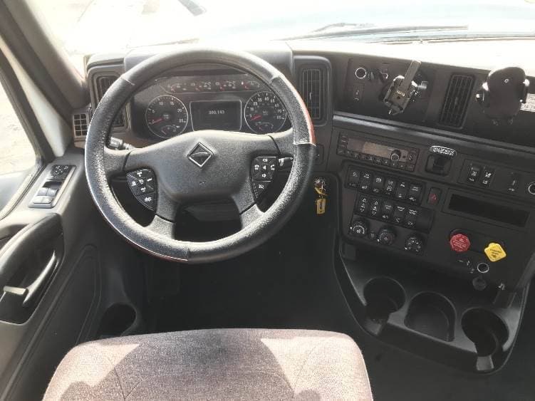 2023 International LT62F image 4