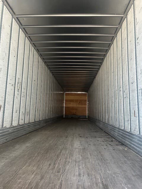 2015 Utility 4000D-X image 5