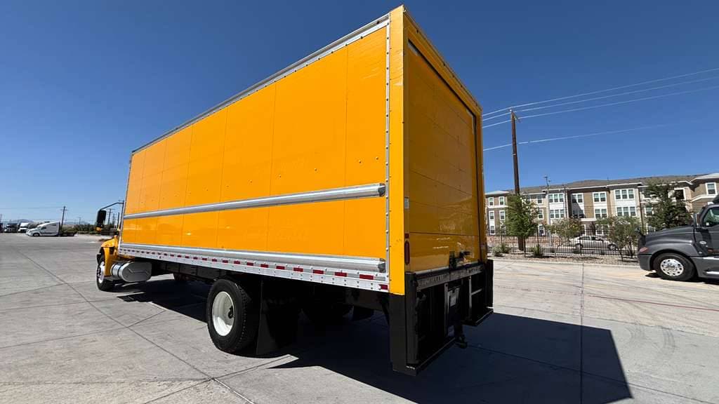 Used 2021 INTERNATIONAL MV607 image 11