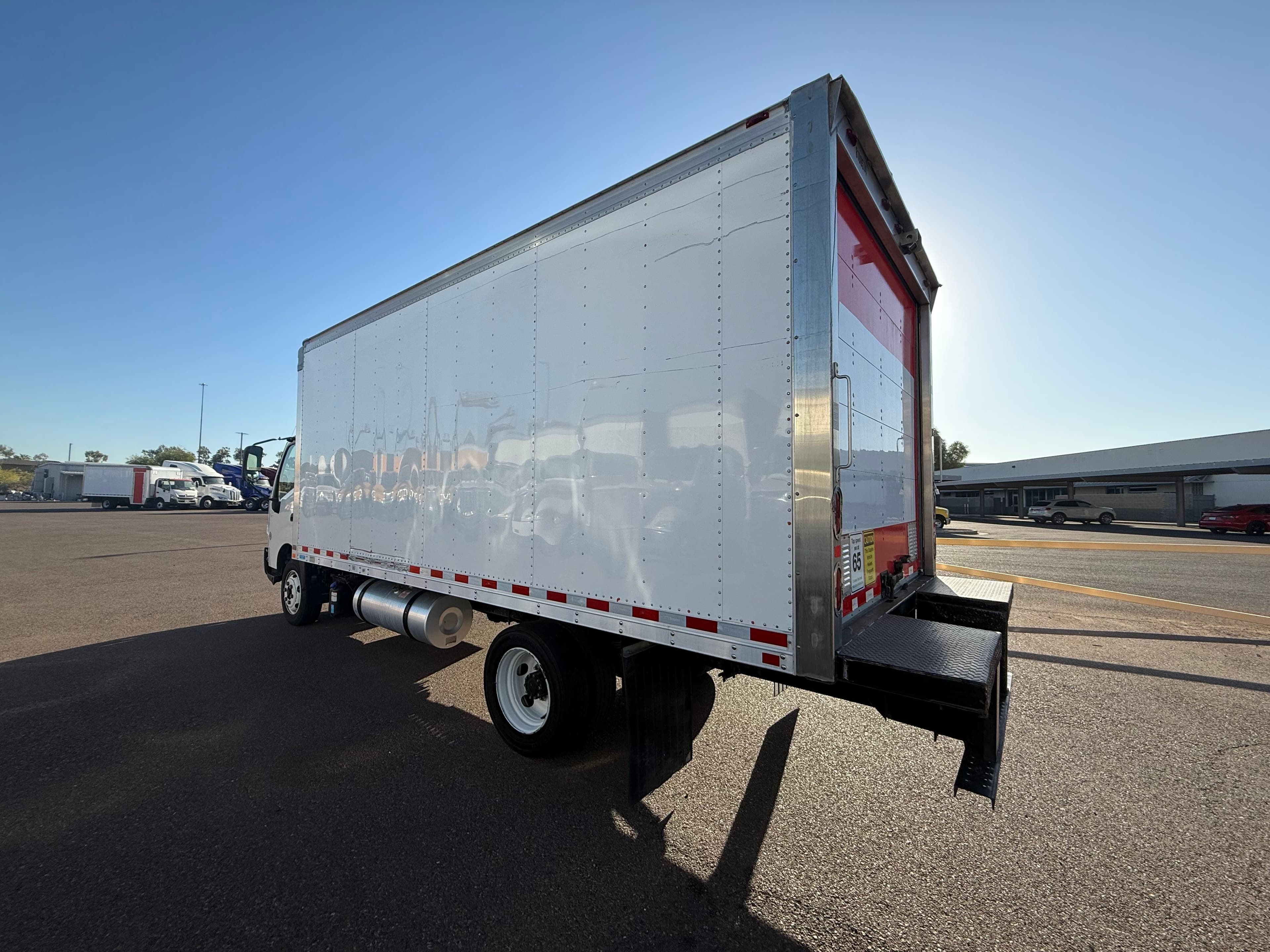 2018 Hino XJC740 / XFC740 image 3