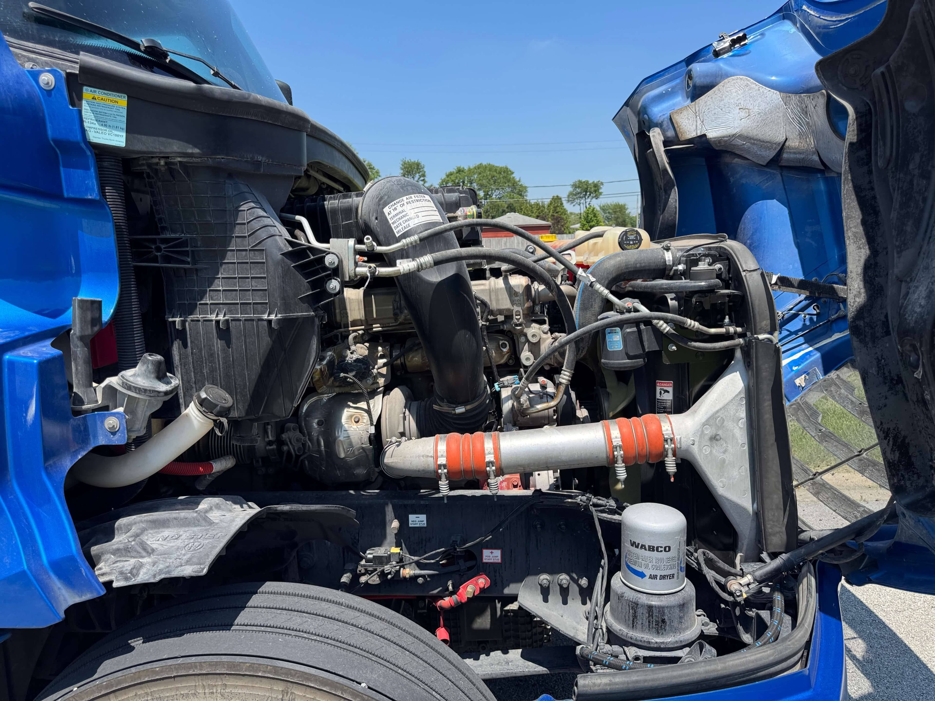 2022 Freightliner Cascadia 126 image 12