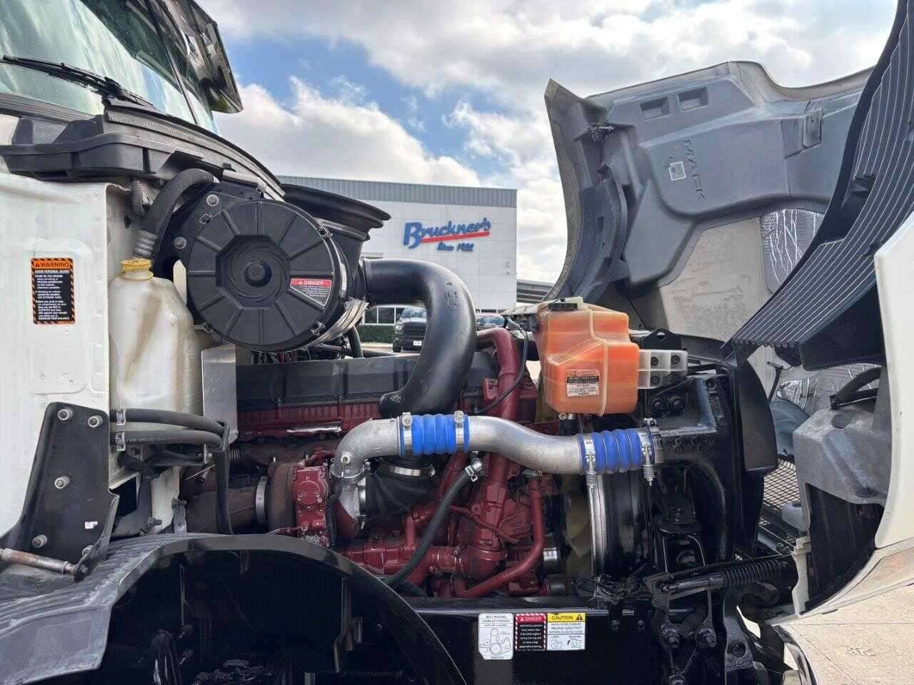 Used 2020 MACK ANTHEM Conventional - Day Cab in Fort Worth, TX image 10