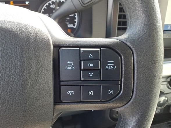 2026 Ford F550 image 16