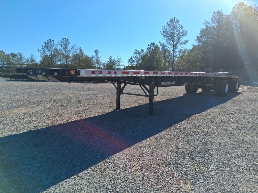 2027 Fontaine Infinity 53' Combo Flatbed image 4