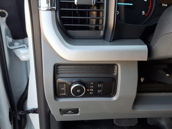2025 Ford F450 image 12