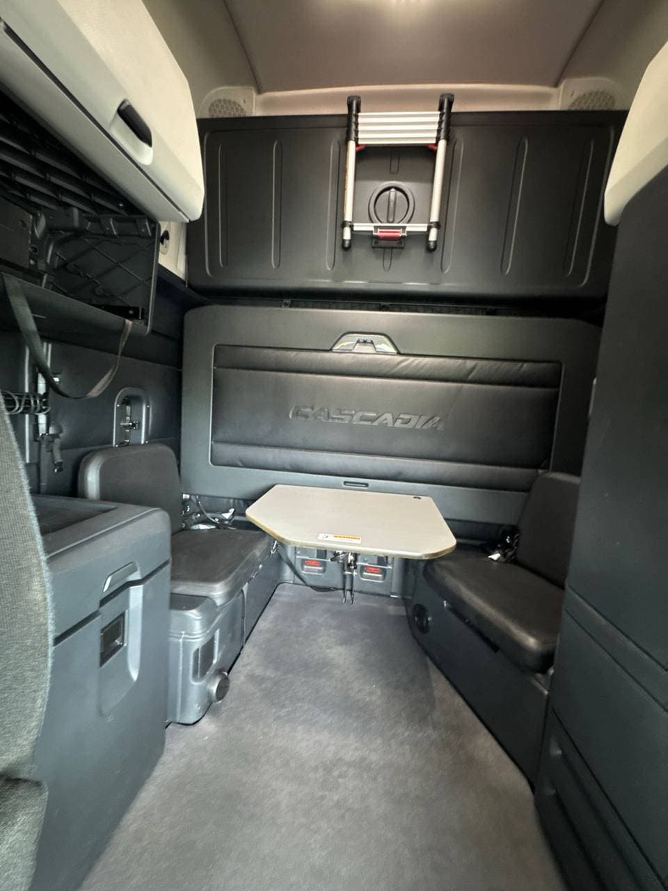 2023 Freightliner Cascadia 126 image 12