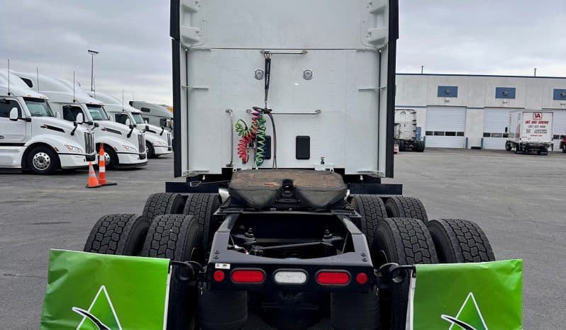 2024 Peterbilt 579 image 4