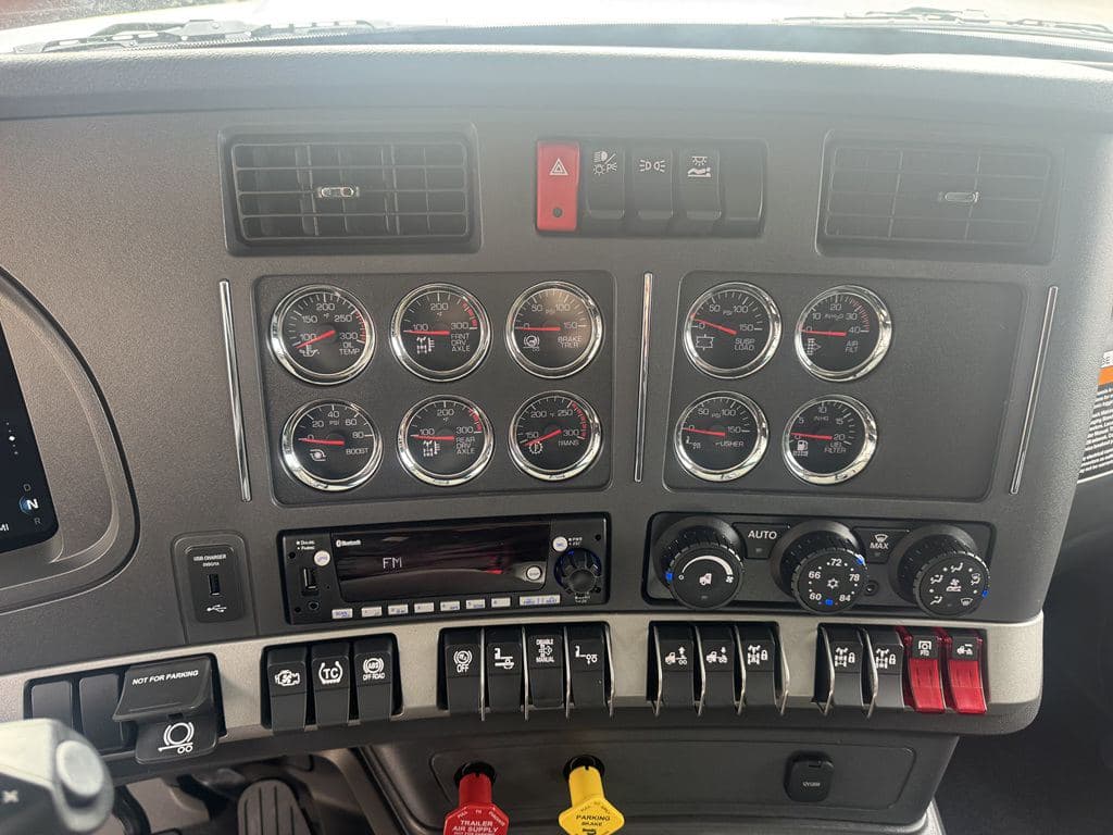 New 2026 KENWORTH T880S PH image 17