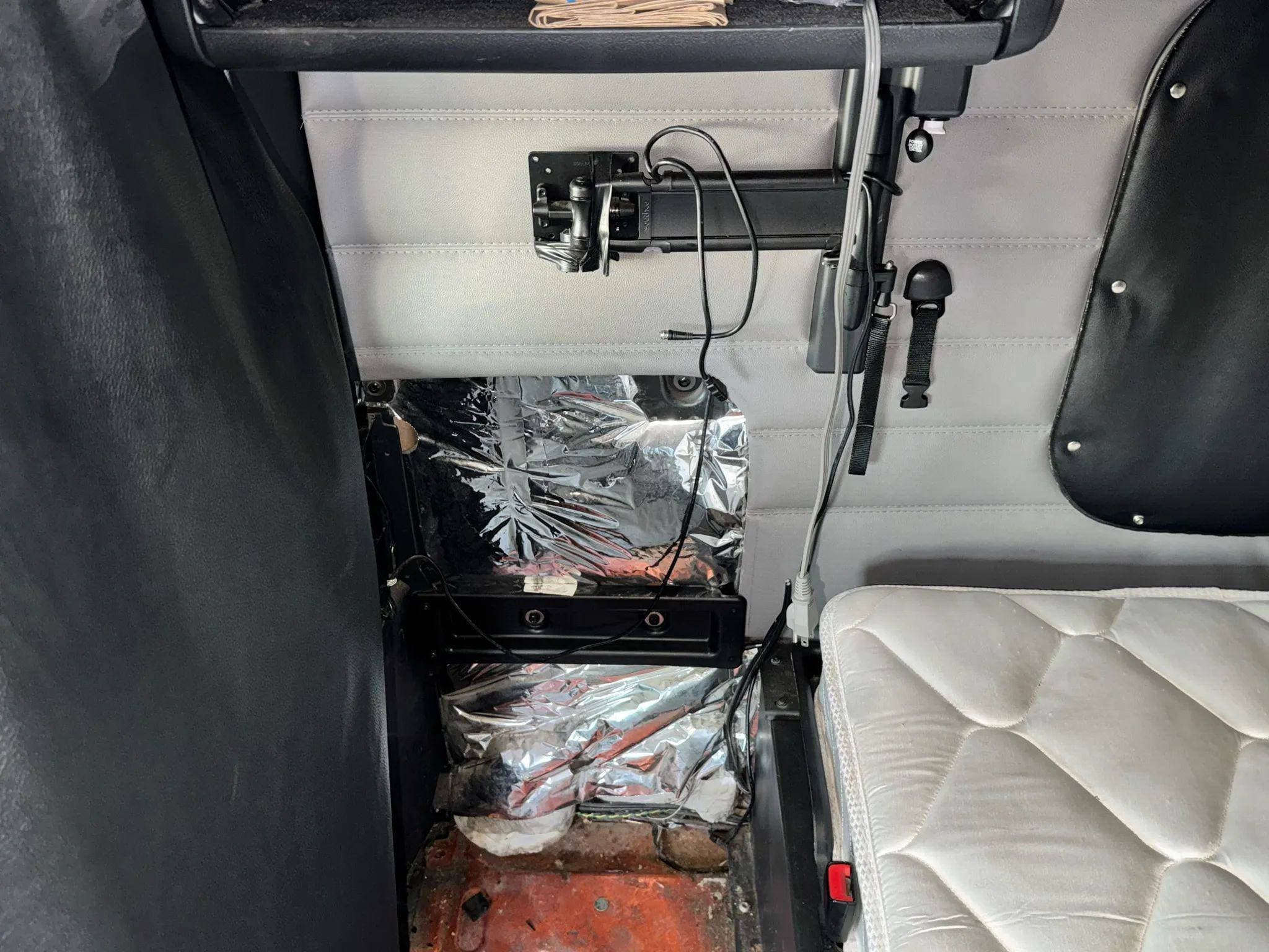 2020 Freightliner Cascadia image 38