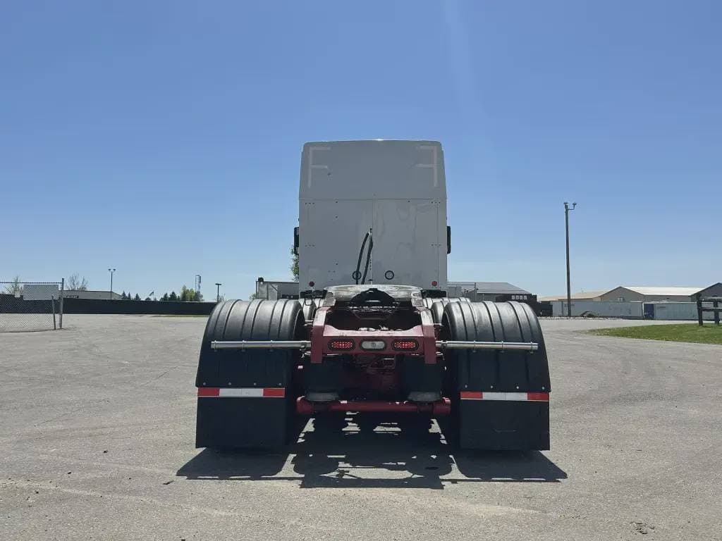 Used 2021 MACK Conventional - Sleeper Truck image 7