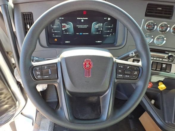 2026 Kenworth T880 image 14