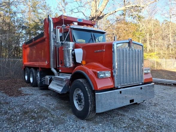 2026 Kenworth W900 image 3