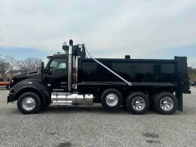 2024 Kenworth T880 image 4