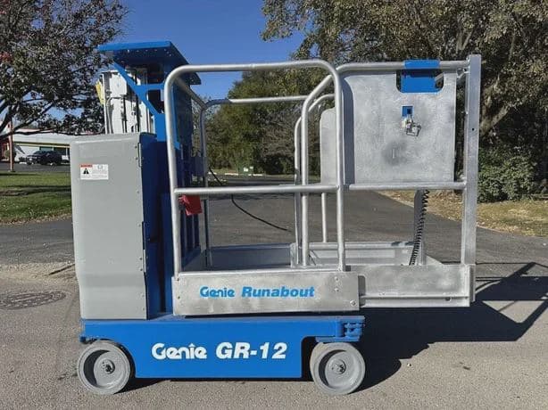 2016 GENIE GR12 image 8