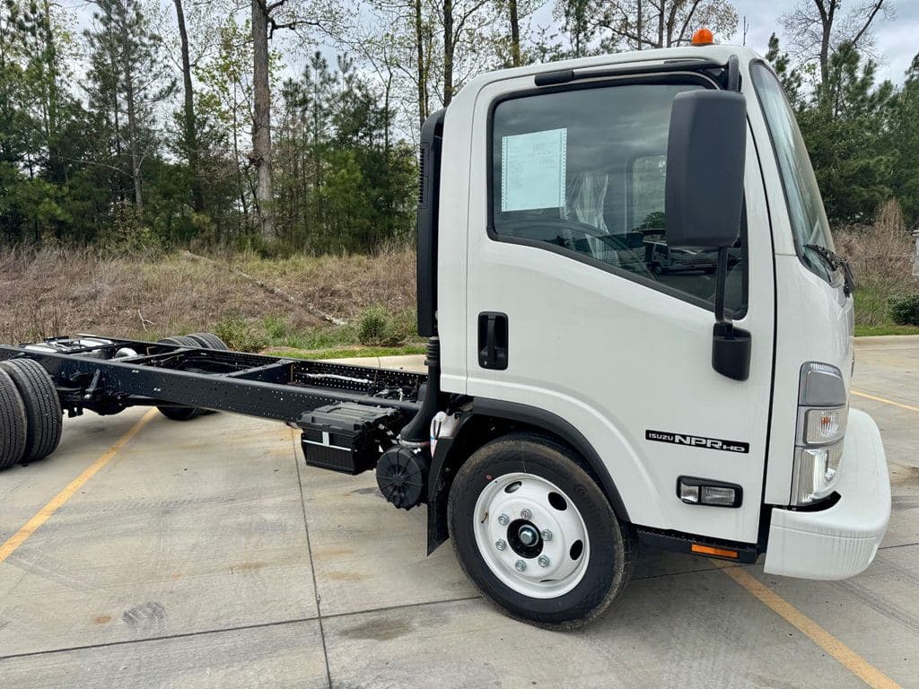 New 2026 ISUZU NPR-HD image 6