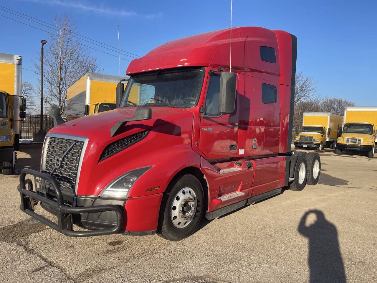 2022 Volvo VNL image 1
