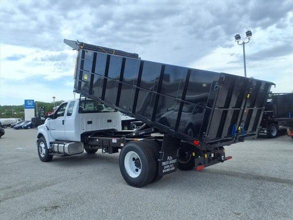 2026 Ford F750 SD image 6
