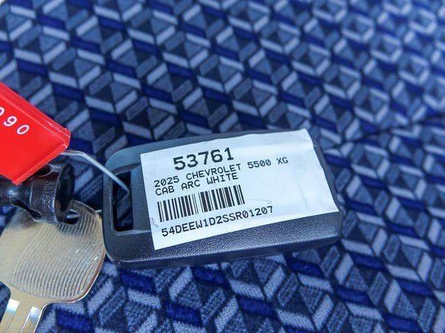 2025 Chevrolet 5500 XG LCF Gas Work Truck 16'x96"x7'6" Box Truck image 16