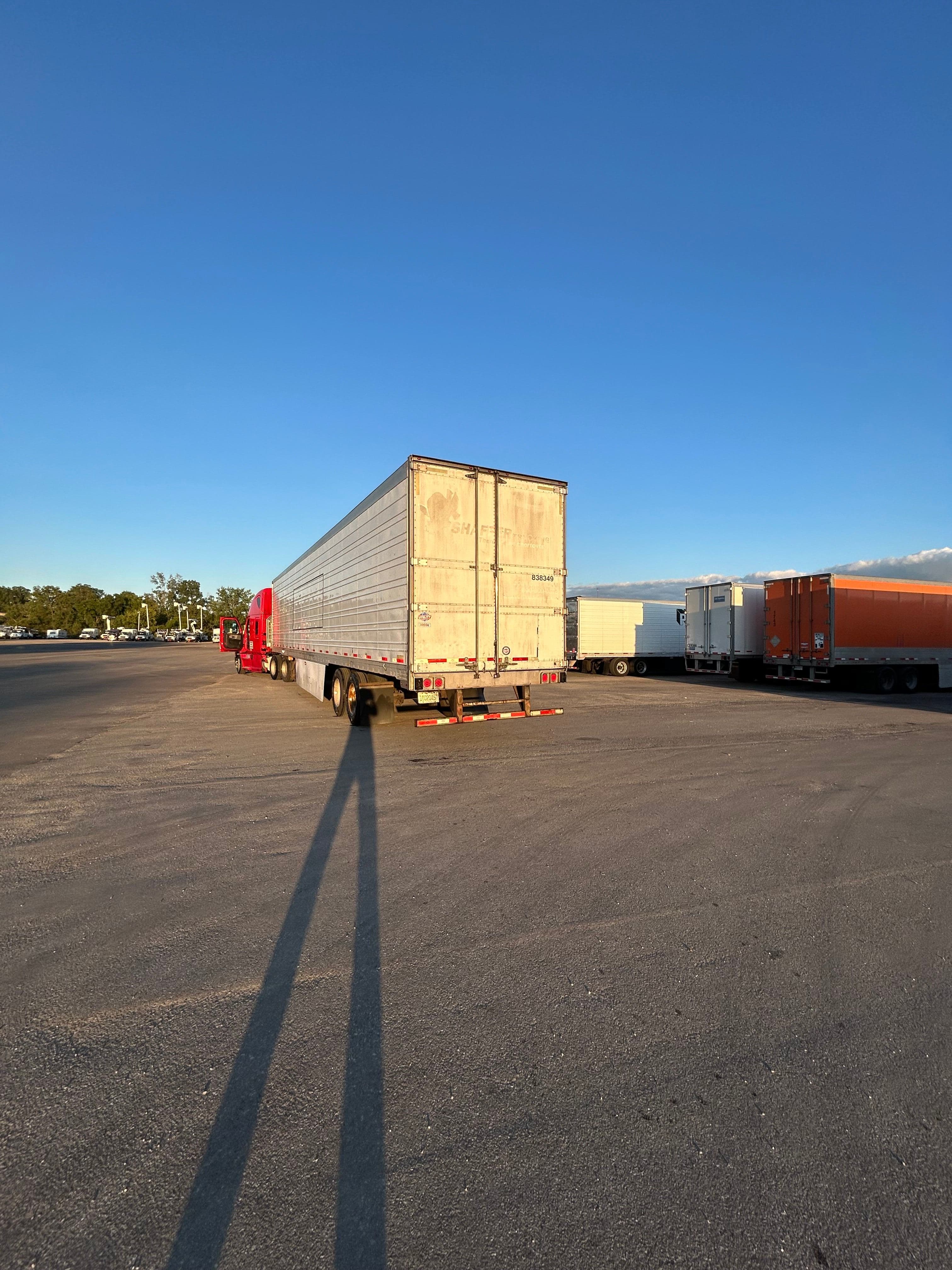 2017 Utility Reefer image 2