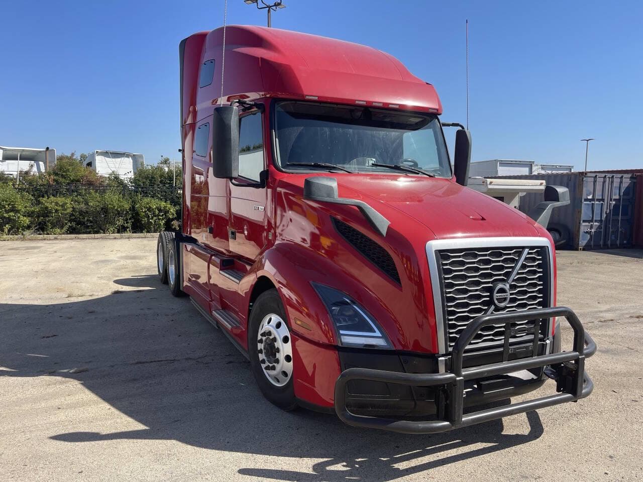 2022 Volvo VNL image 5