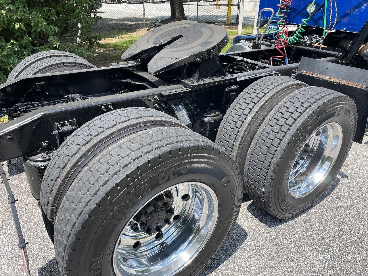 2019 Mack Anthem image 15