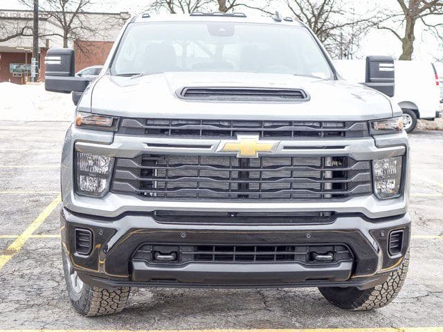 2026 Chevrolet Silverado 2500HD Custom image 5
