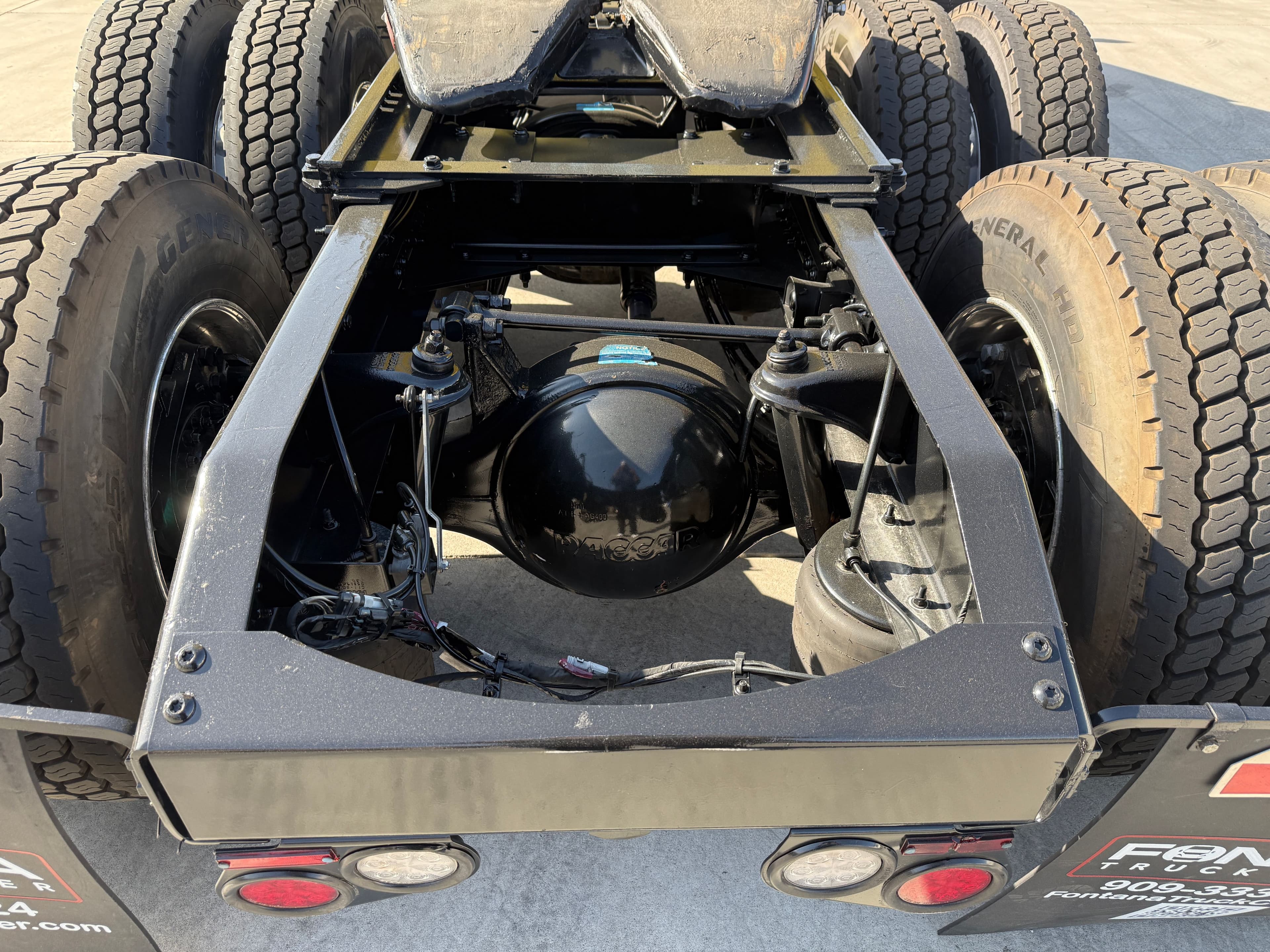2021 Peterbilt 579 image 12