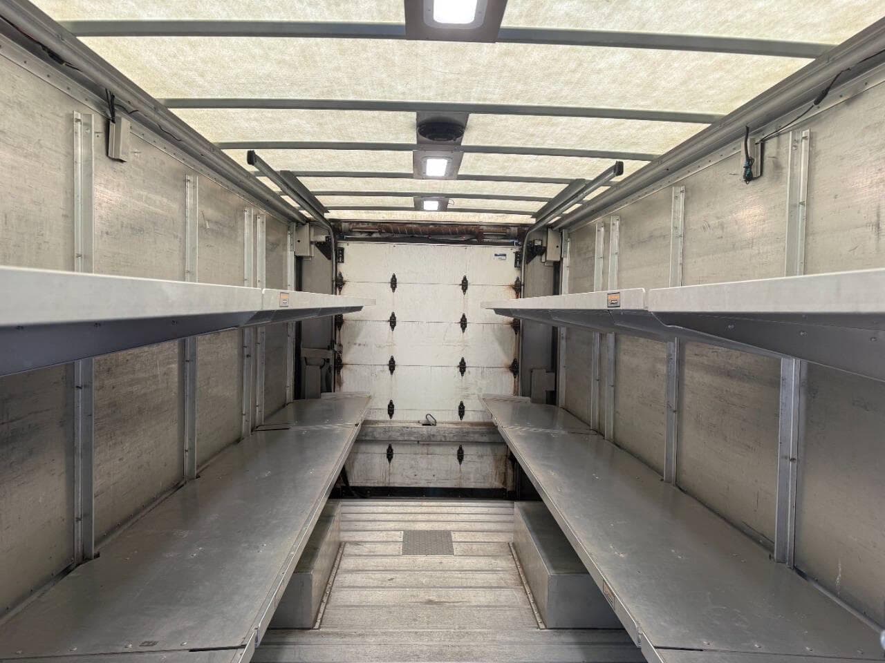 2020 Ford Stripped Chassis image 13